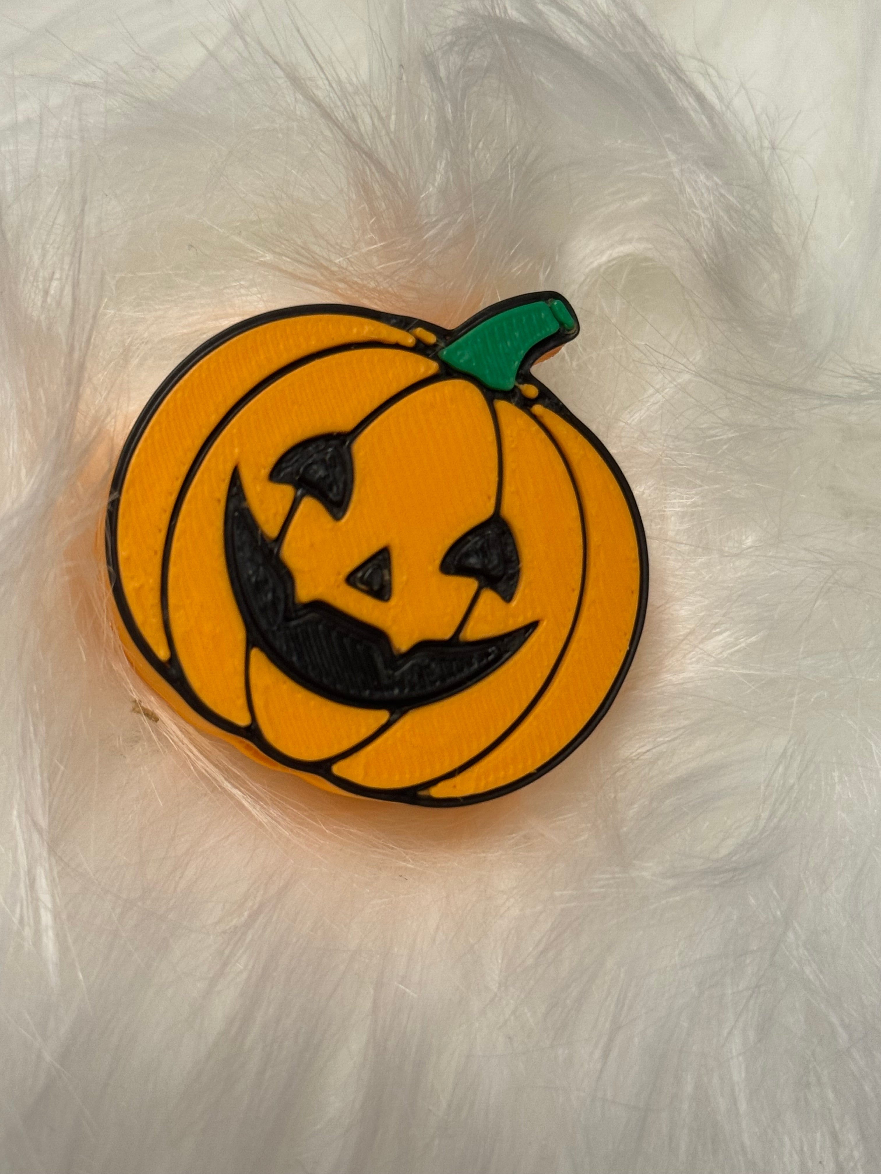 Pumpkin Straw Topper