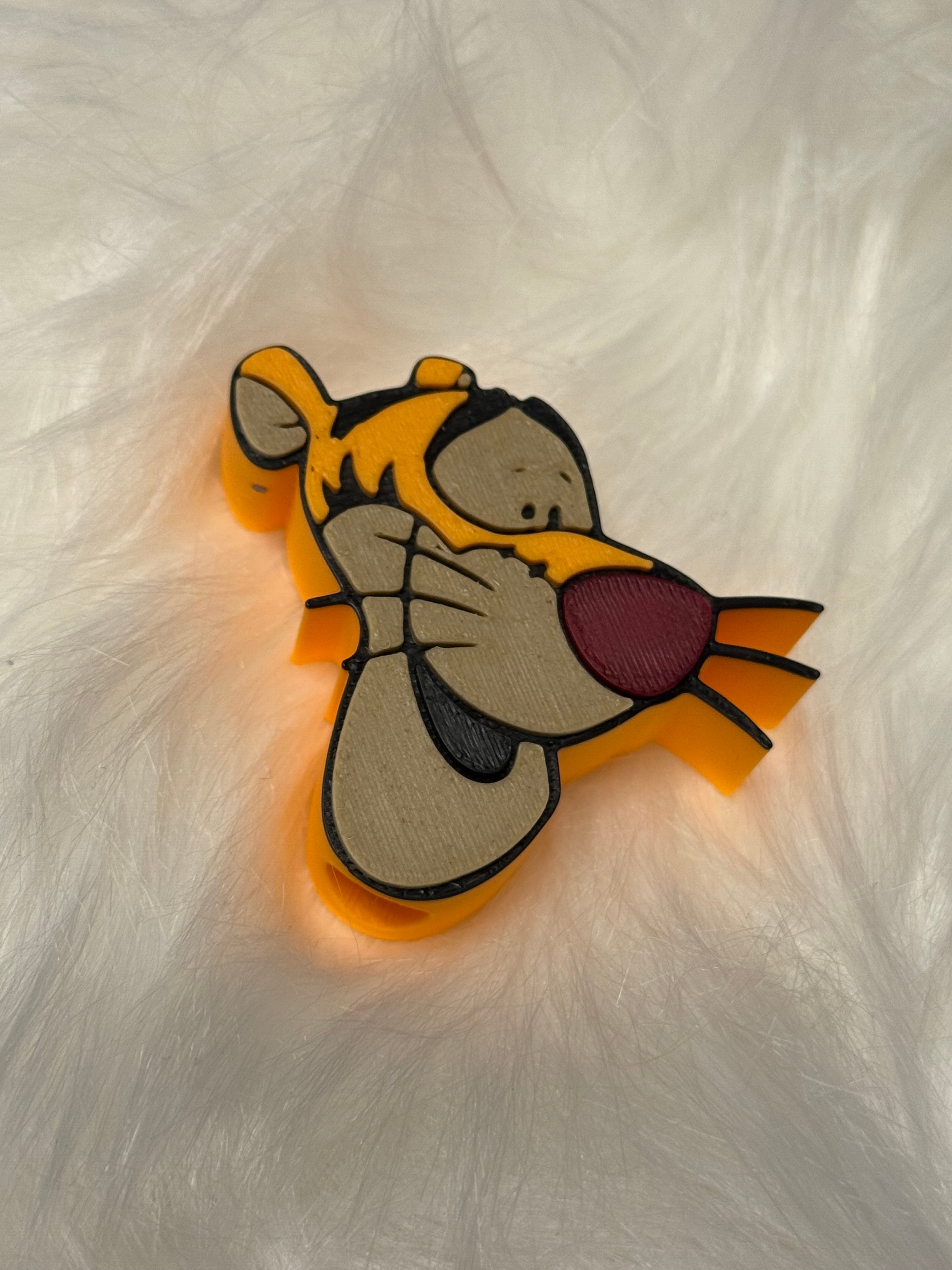Tiger Straw Topper