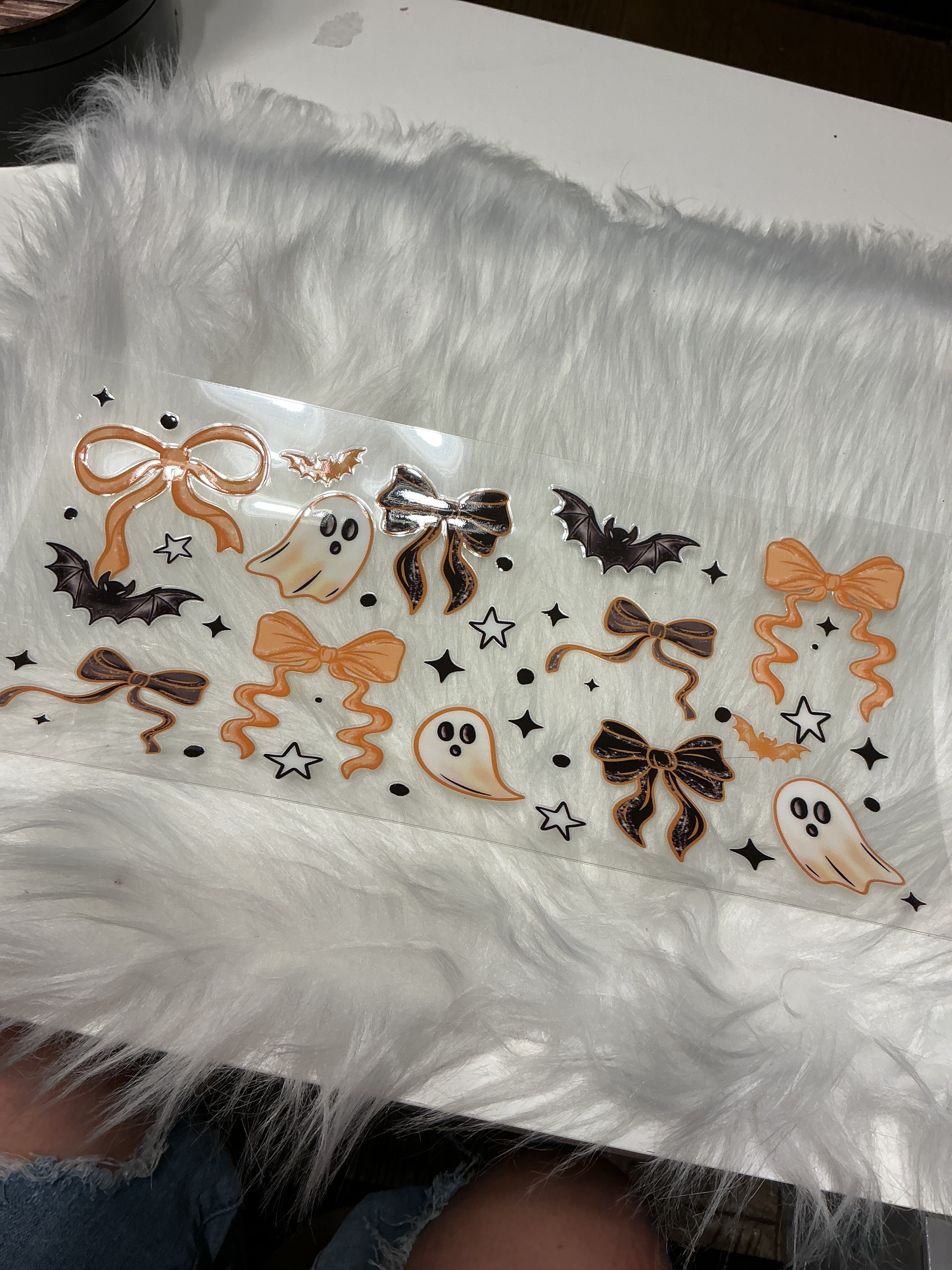Ghosty and bows