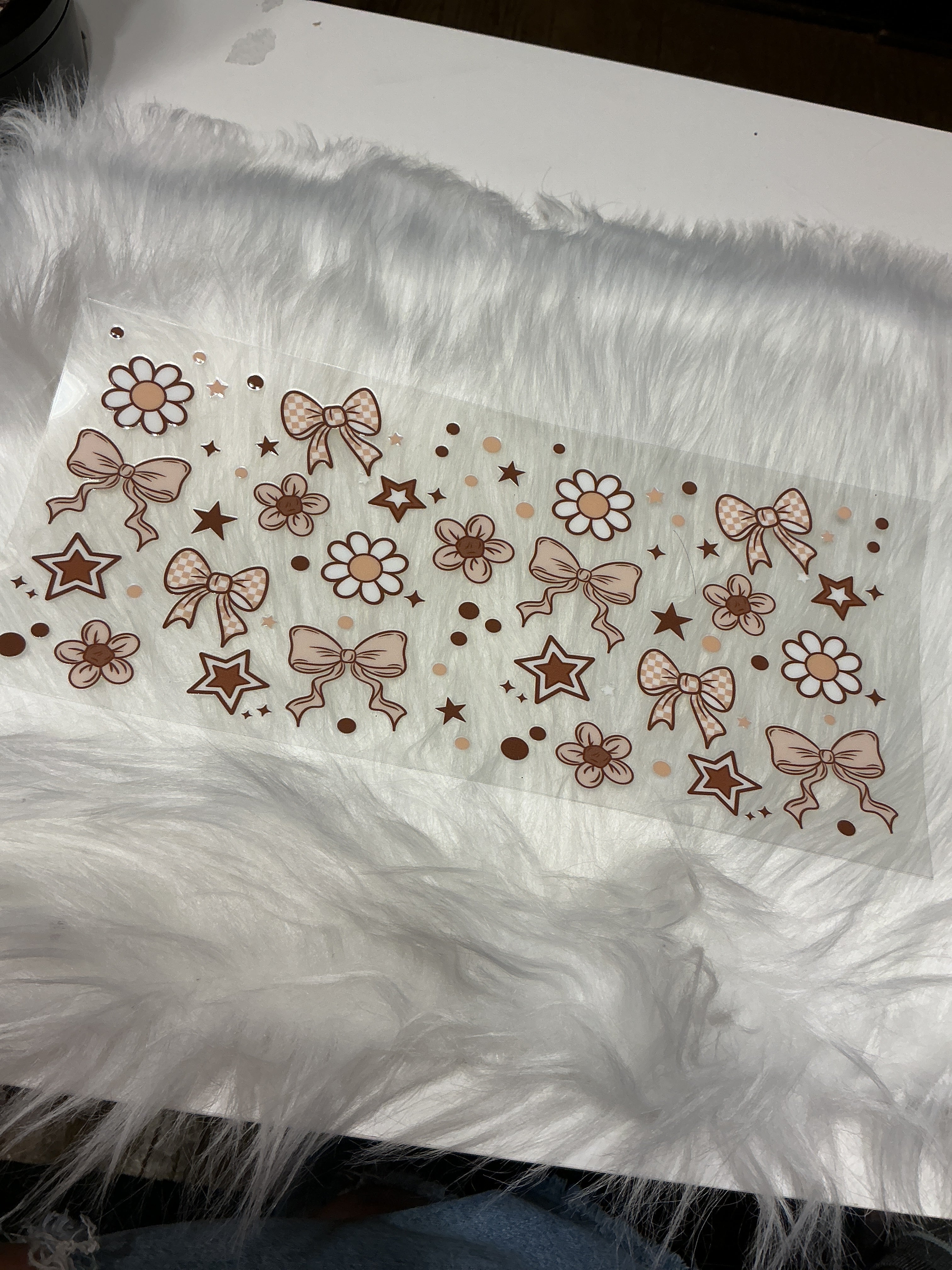 Bows stars and flower
