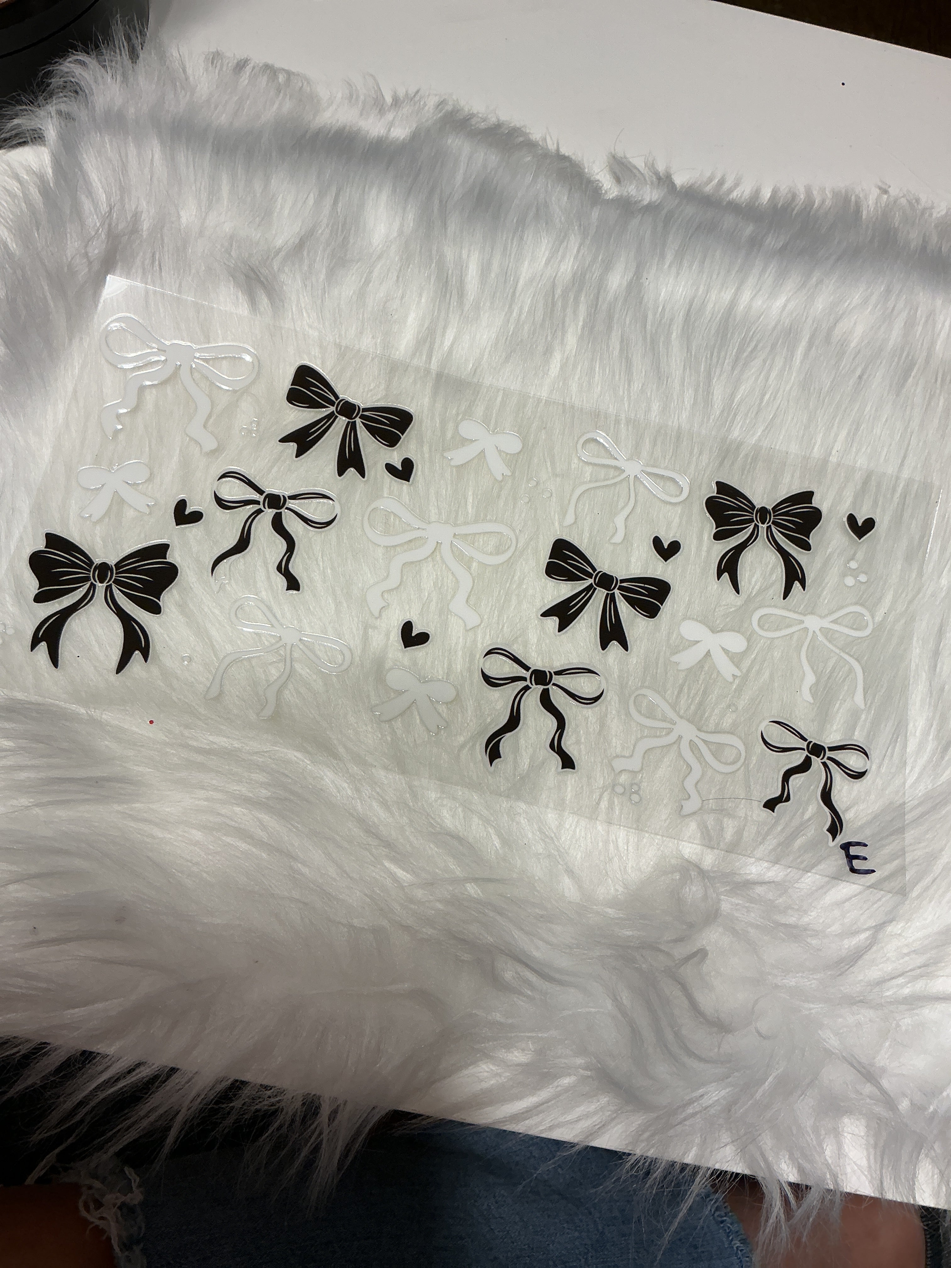 Black and whites bows
